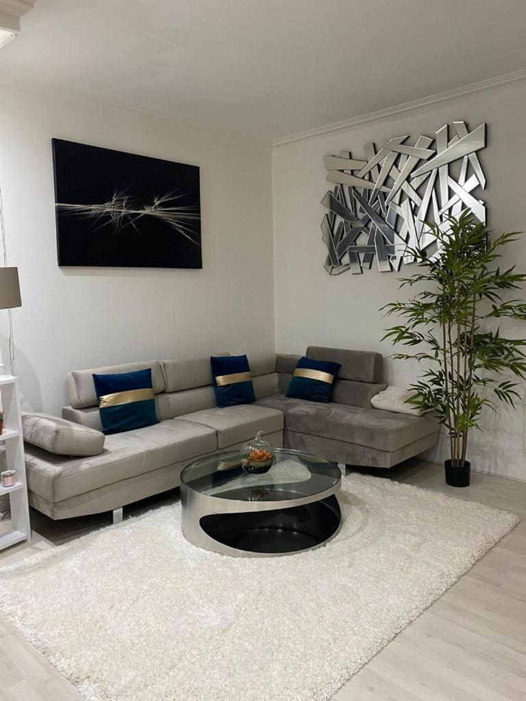 Apartment Cosy Quartier Champs Elysees Paris